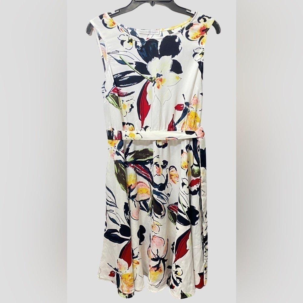 Signature Collection White Floral Sleeveless Dress